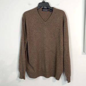 Davis & squire brown V-neck 100% cashmere sweater extra large
